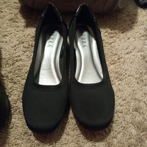 Women's flats